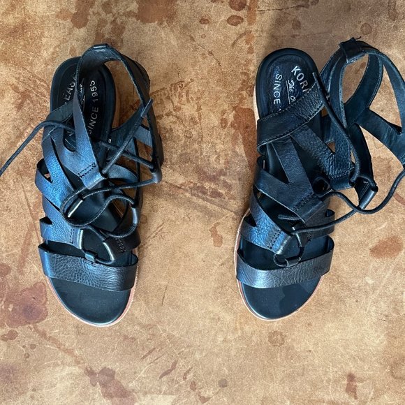 Black leather lace-up gladiator-style sandals size 7 - Picture 6 of 7